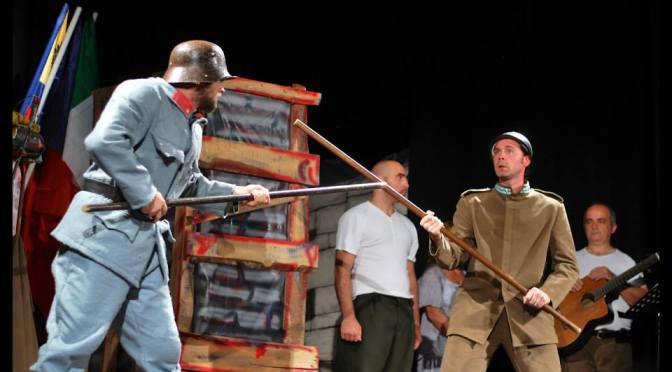 Torna Sandrone soldato a teatro!